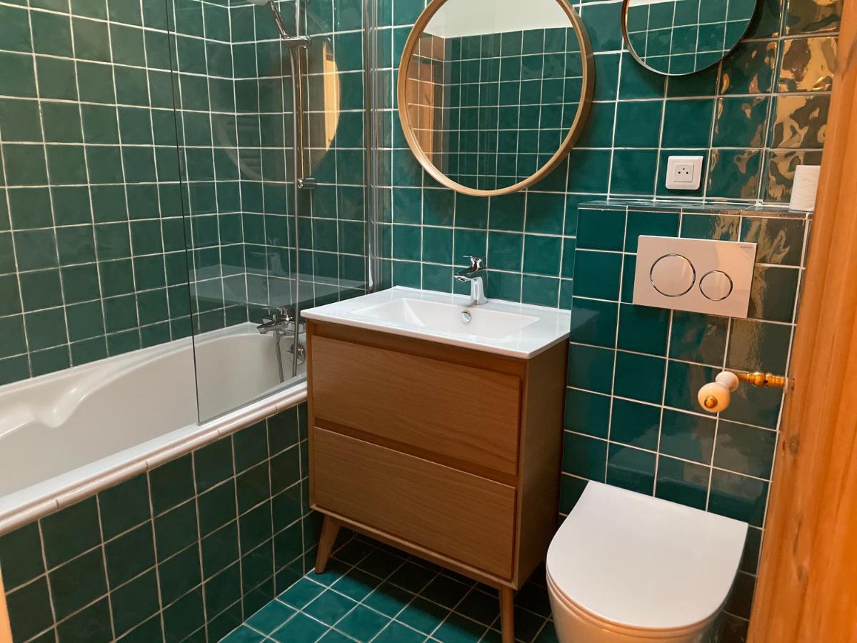 Sous Les Toits De St Tropez Apartment Сен Тропе Екстериор снимка